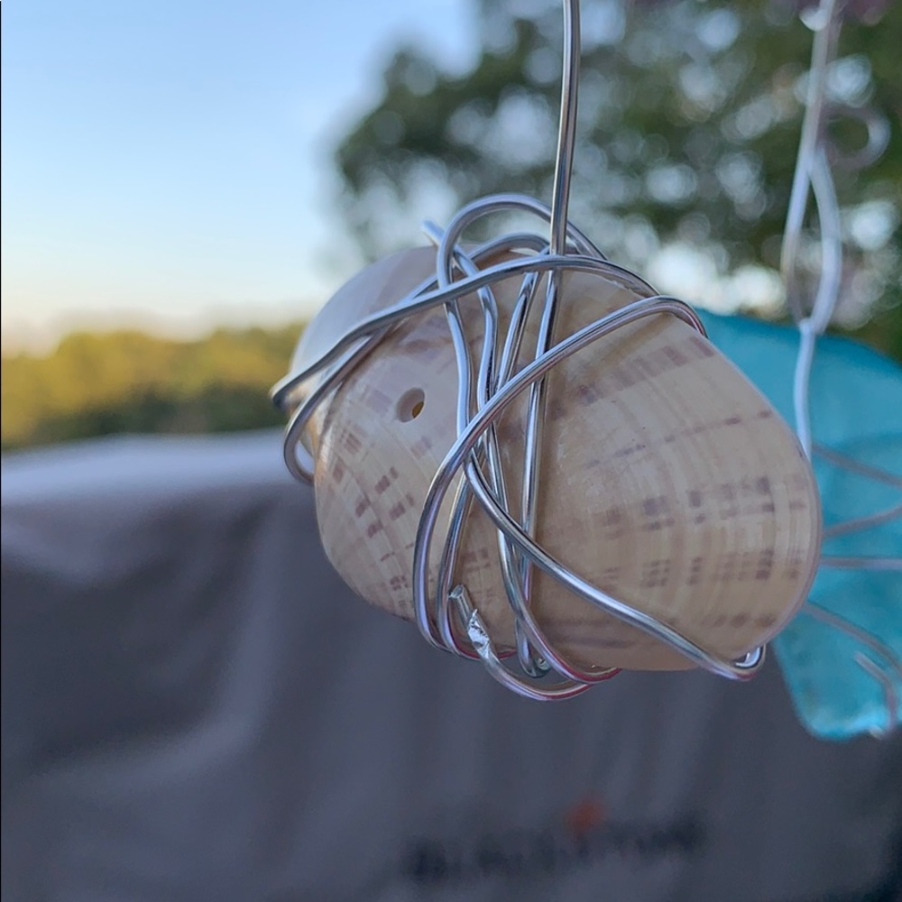 Beach sea glass seashells suncatcher wind chime #3 aqua amber pink blue clear - Picture 6 of 16